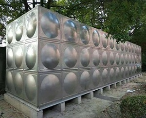 不锈钢热水箱